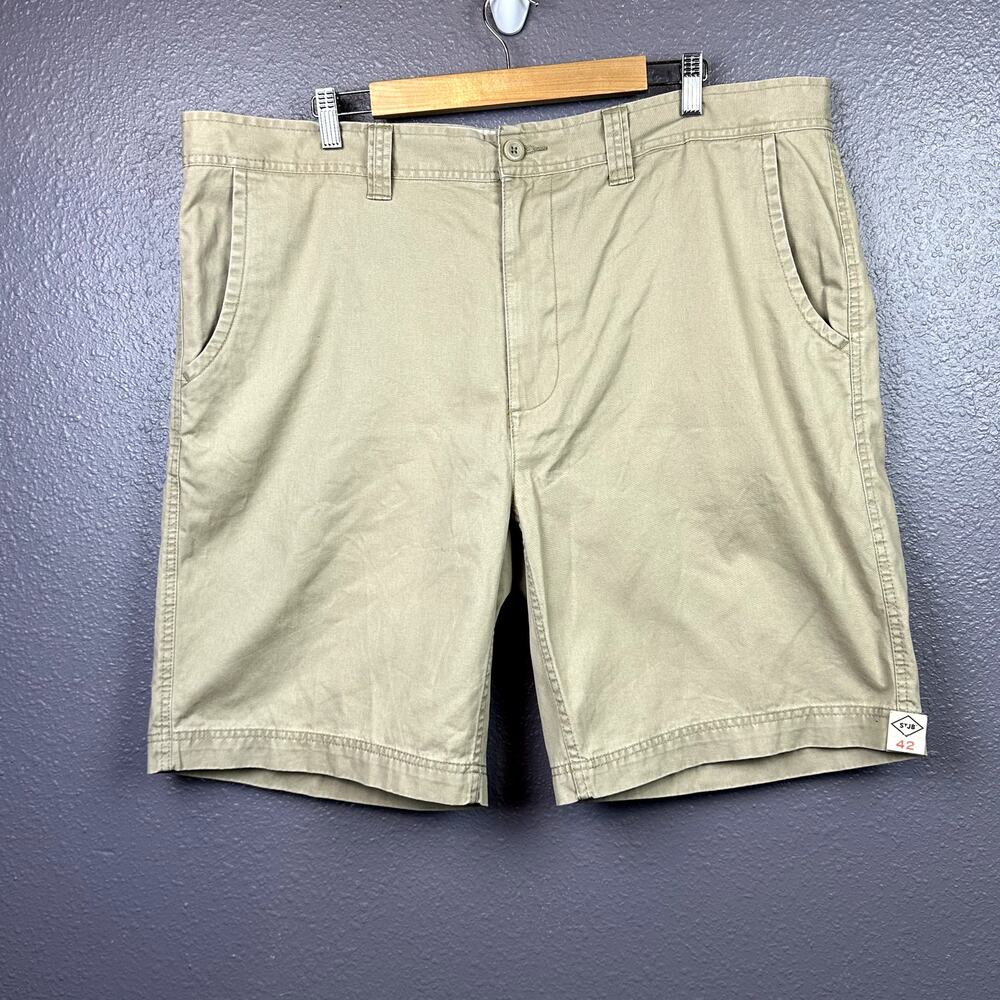 St John's Bay Men's Size 42 Legacy Shorts Flat Front Biege Tan NEW